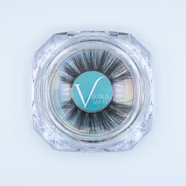 Viribus Faux Mink Strip Lashes in decorative case