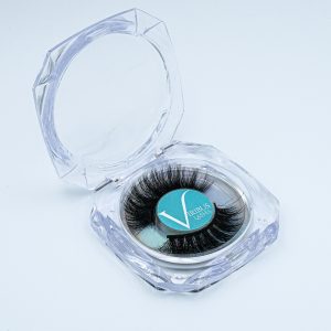 Viribus Faux Mink Strip Lashes in decorative case