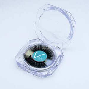 Viribus Faux Mink Strip Lashes in decorative case