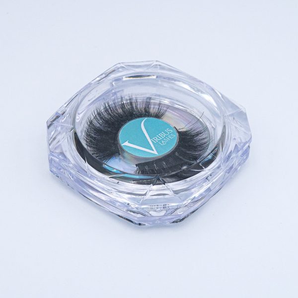 Viribus Faux Mink Strip Lashes in decorative case