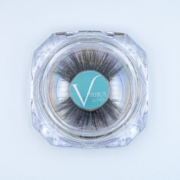 Viribus Faux Mink Strip Lashes in decorative case