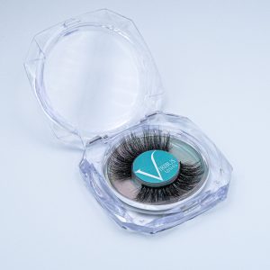 Viribus Faux Mink Strip Lashes in decorative case